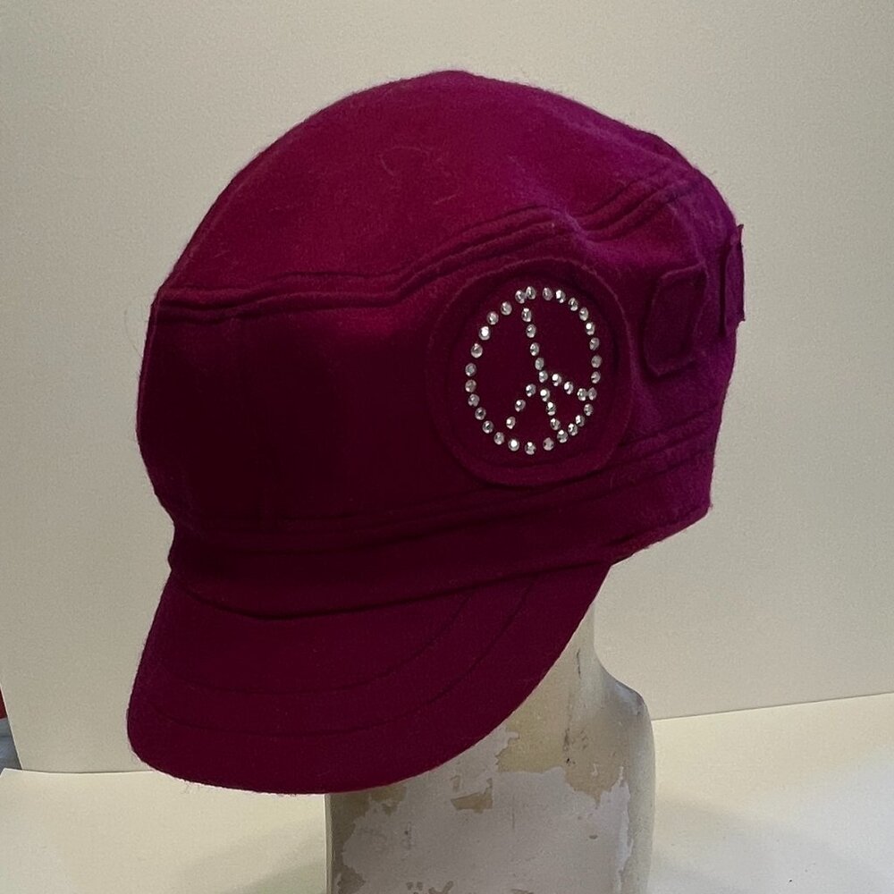 Scala Pronto Newsboy Cap with Rhinestone Peace Sign in Burgundy